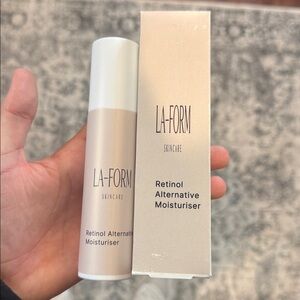 La form Retinol alternative moisturizer